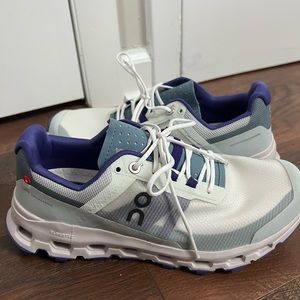 On cloud Vista sneaker